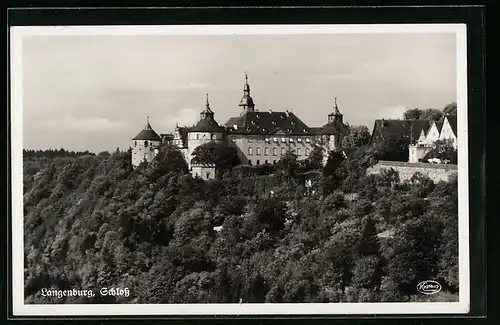 AK Langenburg, Blick auf das Schloss auf dem Berg