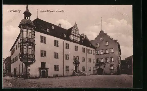 AK Würzburg, auf dem Platz vor dem Bischöflichen Palais