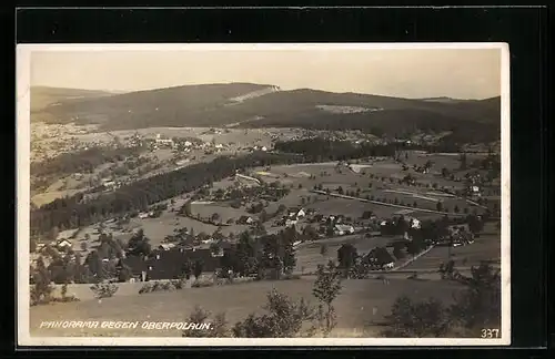 AK Oberpolaun, Panoramaansicht der Ortschaft im Tal