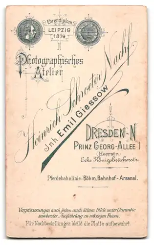 Fotografie Heinr. Schroeter, Dresden-N., Prinz Georg-Allee 1, Gardesoldat mit Portepee und Bajonett in Uniform