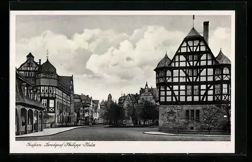 AK Giessen, Landgraf Philipp-Platz mit Fachwerkhäusern