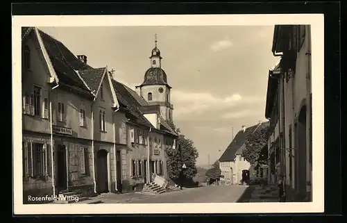 AK Rosenfeld /Wttbg., Strassenpartie mit Kirche