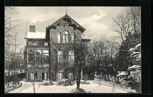 AK Kiel, Blick auf ein Gebäude