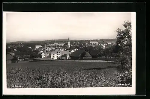 AK Hollabrunn, Teilansicht mit Kirche