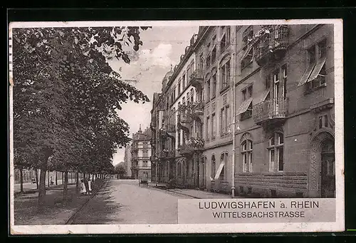 AK Ludwigshafen a. Rhein, Blick auf die Wittelsbachstrasse