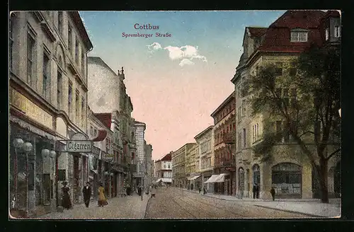 AK Cottbus, Spremberger Strasse mit Cigarren Geschäft