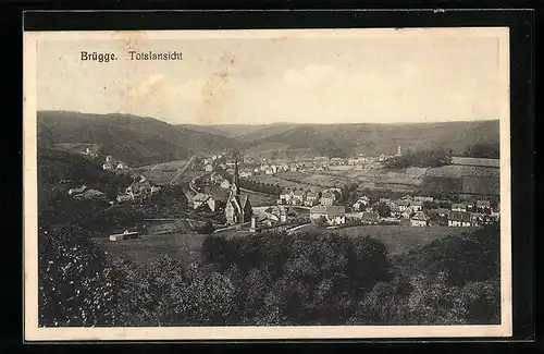 AK Brügge, Totalansicht mit Kirche