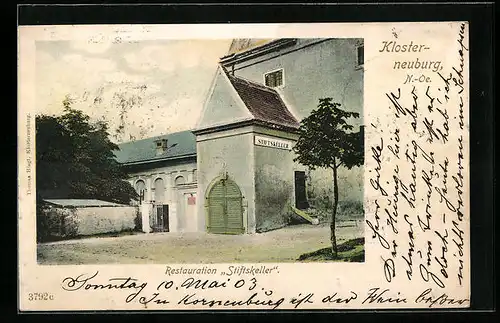 AK Klosterneuburg, Gasthaus Stiftskeller, Seitenansicht