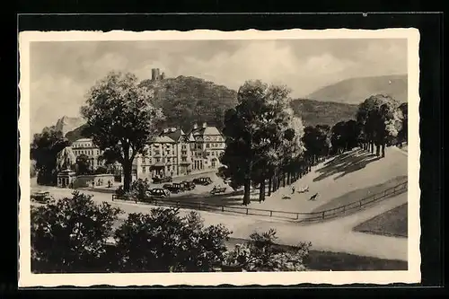 AK Mödling, Grand Hotel-Hajek mit Parkplatz