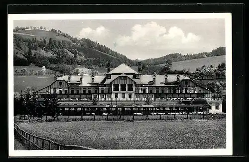 AK Waidhofen a. d. Ybbs, Buchenbergheim mit Hügeln