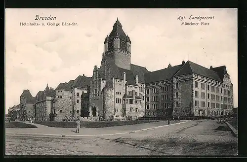 AK Dresden, Helmholtz- und George-Bähr-Strasse mit Kgl. Landgericht am Münchner Platz