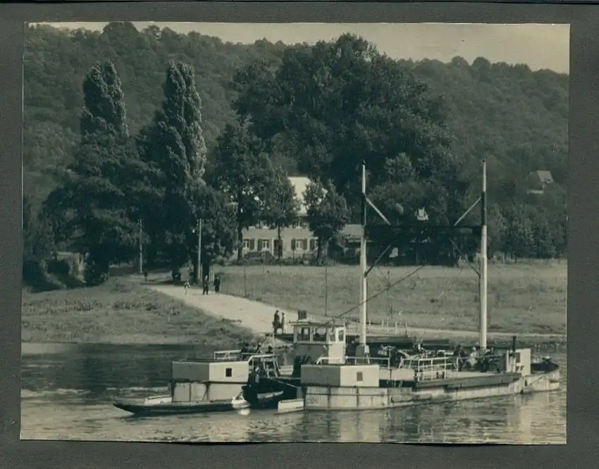 Fotoalbum mit 29 Fotografien, Dresden, Strassenbahn, sozialistische Ästhetik, Eisenbahn, DDR, dresdener amateur Fotograf 10