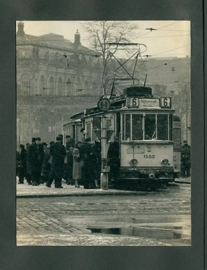 Fotoalbum mit 29 Fotografien, Dresden, Strassenbahn, sozialistische Ästhetik, Eisenbahn, DDR, dresdener amateur Fotograf 2