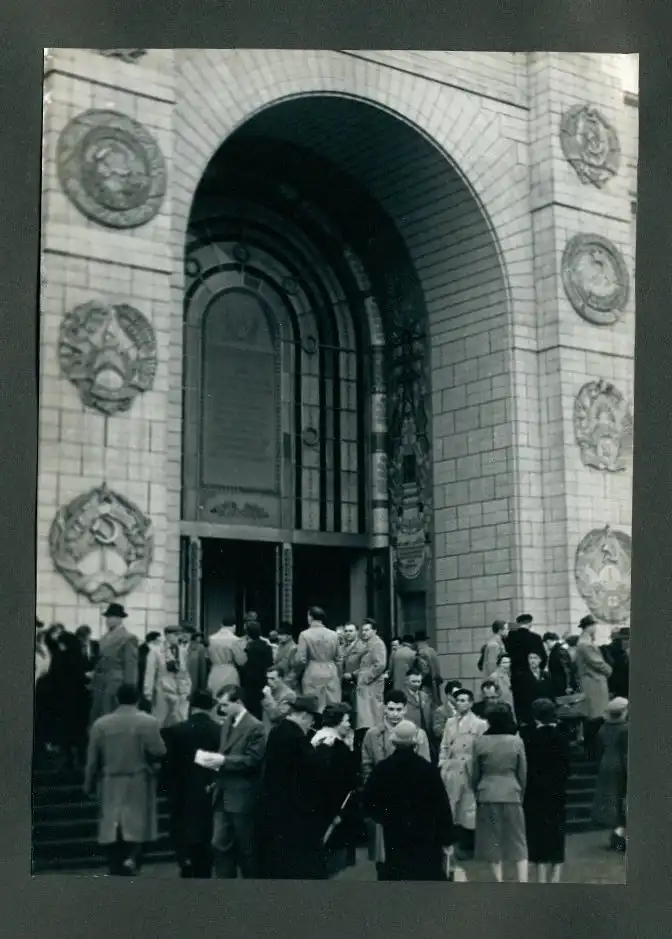 Fotoalbum mit 29 Fotografien, Dresden, Strassenbahn, sozialistische Ästhetik, Eisenbahn, DDR, dresdener amateur Fotograf 26