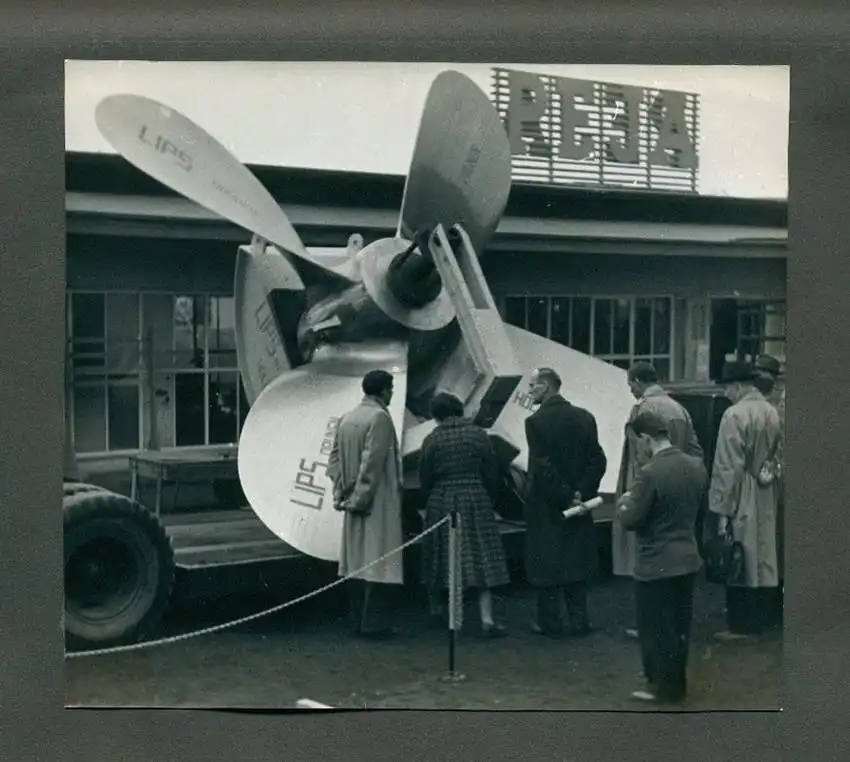 Fotoalbum mit 29 Fotografien, Dresden, Strassenbahn, sozialistische Ästhetik, Eisenbahn, DDR, dresdener amateur Fotograf 31