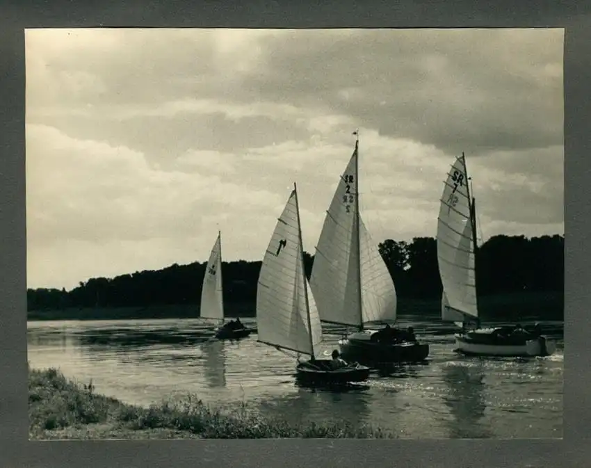 Fotoalbum mit 29 Fotografien, Dresden, Strassenbahn, sozialistische Ästhetik, Eisenbahn, DDR, dresdener amateur Fotograf 7