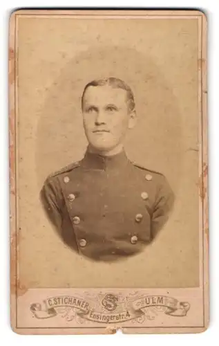Fotografie Conrad Stichander, Ulm, Ensingerstr. 4, Soldat in Uniform