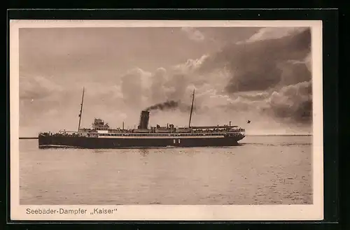 AK Seebäder-Dampfer Kaiser auf Backbord