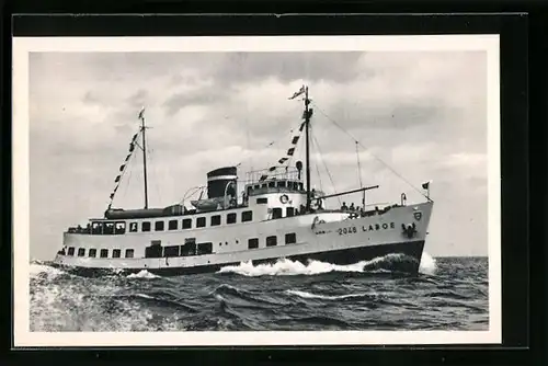 AK Passagierschiff MS Laboe auf See