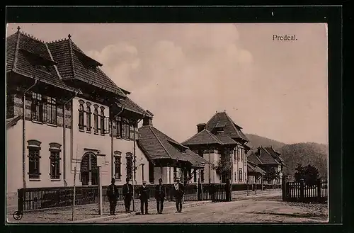 AK Predeal, Strassenpartie mit Soldaten