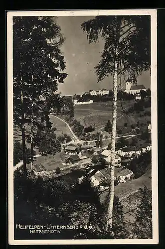 AK Neufelden-Unternberg, Ortsansicht an einem sonnigen Herbsttag