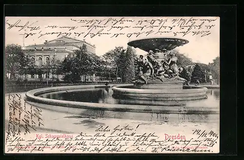 AK Dresden, Kgl. Schauspielhaus mit Brunnen