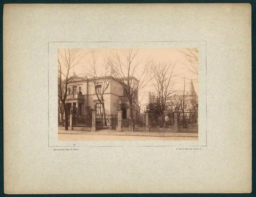 12 Fotografien Friedrich Albert Schwartz, Berlin, Ansicht Berlin-Westend, Wohnhaus Hauptmann E. Süss, Ahornallee 7 0