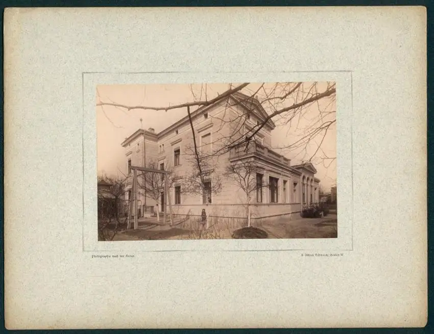 12 Fotografien Friedrich Albert Schwartz, Berlin, Ansicht Berlin-Westend, Wohnhaus Hauptmann E. Süss, Ahornallee 7 2