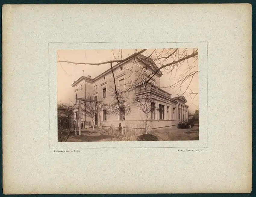 12 Fotografien Friedrich Albert Schwartz, Berlin, Ansicht Berlin-Westend, Wohnhaus Hauptmann E. Süss, Ahornallee 7 2