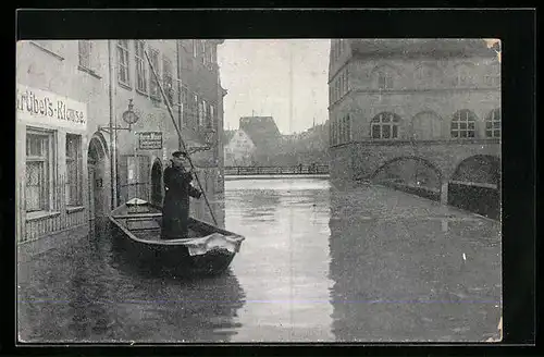 AK Nürnberg, Hochwasser-Katastrophe 1909, Grübelstrasse mit Gasthaus Grübel`s Klause und Boot