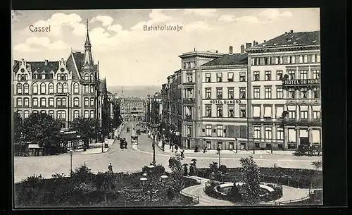 AK Cassel, Bahnhofstrasse mit Hotel Du Nord