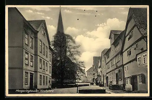 AK Mengeringhausen, Kirchplatz mit Kirche