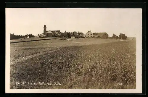 AK Pfarrkirchen im Mühlkreis, Ortspartie mit Kirche