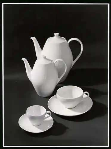 Fotografie Willi Moegle, Stuttgart, Kaffeeservice der Porzellanfabrik Schönwald, Form 411, Entwurf von Heinz Löffelhardt