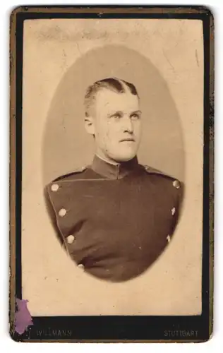 Fotografie F. Willmann, Stuttgart, Marien-Strasse 36 1 /2, Junger Ulane in Uniform