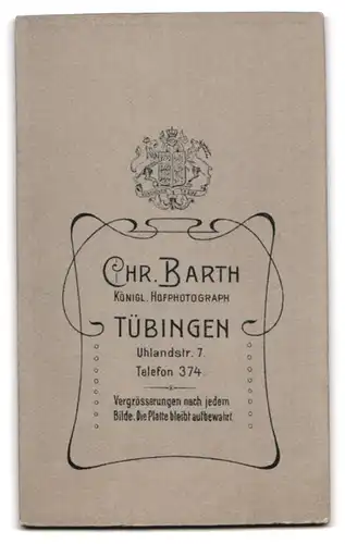 Fotografie Chr. Barth, Tübingen, Uhlandstrasse 7, Soldat mit Zwicker, Bajonett und Portepee in Uniform, IR 180