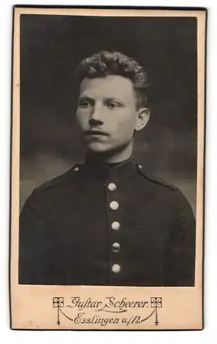 Fotografie Gustav Scheerer, Esslingen a. N., Soldat in Uniform