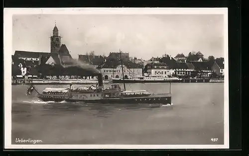 AK Ueberlingen, Bodensee-Dampfer Stadt Konstanz verlässt den Hafen