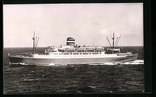 AK Passagierschiff S.S. Maasdam auf hoher See
