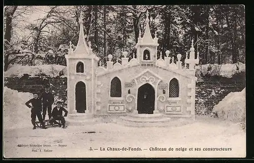 AK La Chaux-de-Fonds, Chateau de Neige et se constructeurs, Schneeplastik