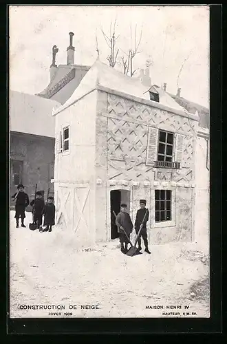 AK La Chaux-de-Fonds, Construction de Neige, Maison Henri IV