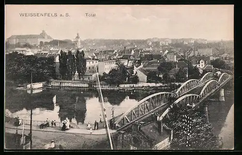 AK Weissenfels a. S., Totalansicht mit Brücke
