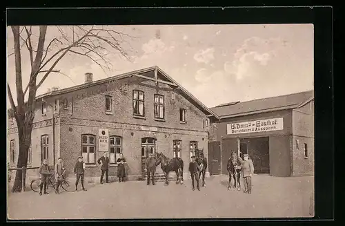 AK Schenefeld, Timms Gasthof mit Ausspann-Gebäude und Gruppe mit Pferden