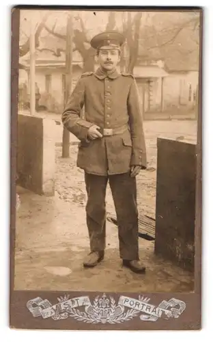 Fotografie unbekannter Fotograf und Ort, Soldat Jan Rudek in Uniform