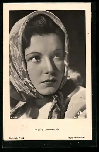 AK Schauspielerin Maria Landrock im Portrait mit Kopftuch
