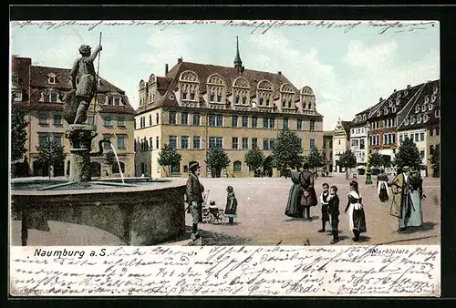 AK Naumburg a. S., Marktplatz mit Brunnen