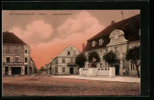 AK Stavenhagen, Markt und Ivenackerstrasse
