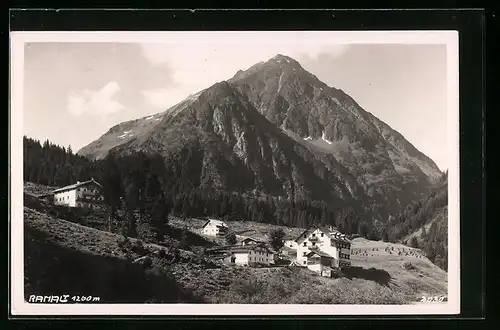 AK Ranalt, Ortspartie mit Bergen