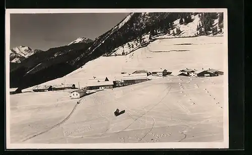 AK Rinnen im Rotlechtal, Ortspartie mit Gasthaus z. Neuwirt