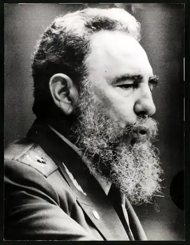 Fotografie Fidel Castro hällt eine Rede zur Zukunft Kubas, 1986